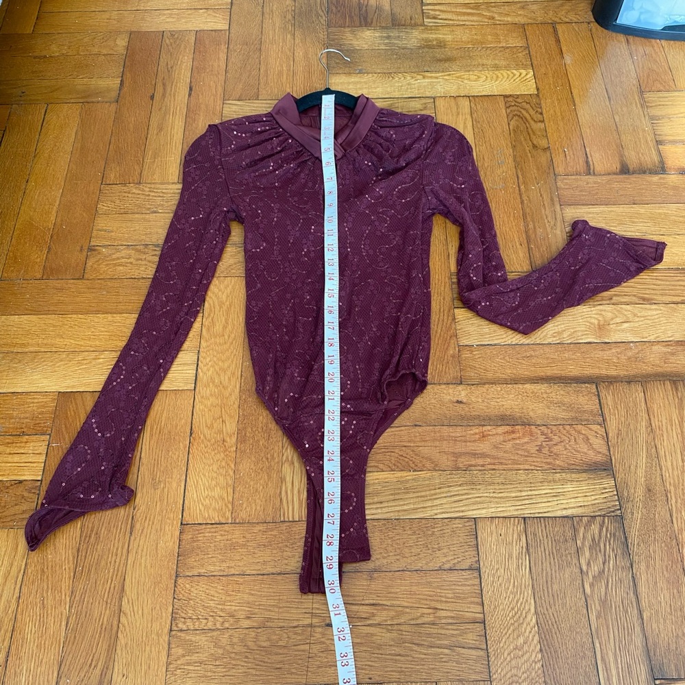 MURCI Exclusive high neck cut-out all-over sequin bodysuit in burgundy - Size 2 - Picture 5 of 10